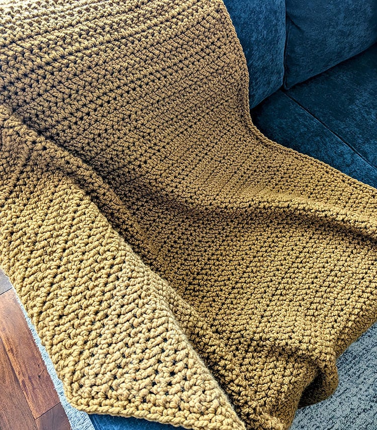 Cozy Evenings Chunky Blanket