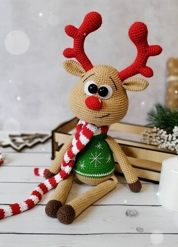 10 Crochet Reindeer Free Patterns