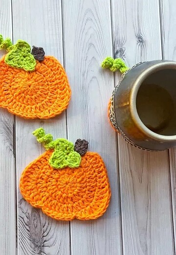 16 Crochet Pumpkin Coasters Free Patterns