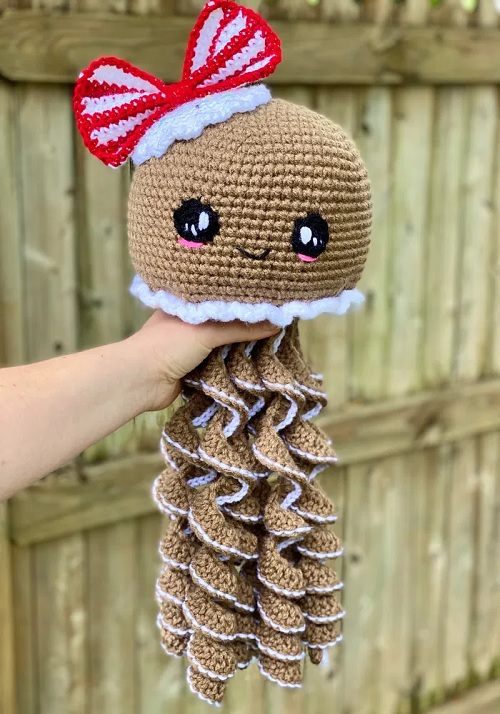Gingerbread Jellyfish Amigurumi
