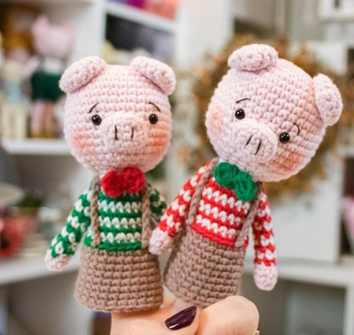 Amigurumi Pig Finger Puppet