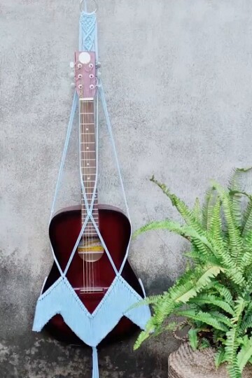5 Macrame Guitar Hanger Free Patterns