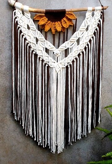 7 Macrame Sunflower Wall Hanging Free Patterns