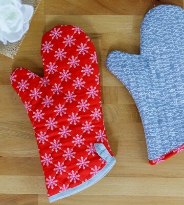 15 Oven Mitts Free Sewing Patterns