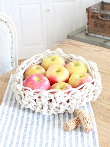 9 Crochet Kitchen Basket Free Patterns