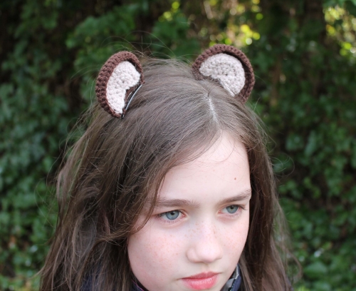 Crochet Ears Hair Clip Idea