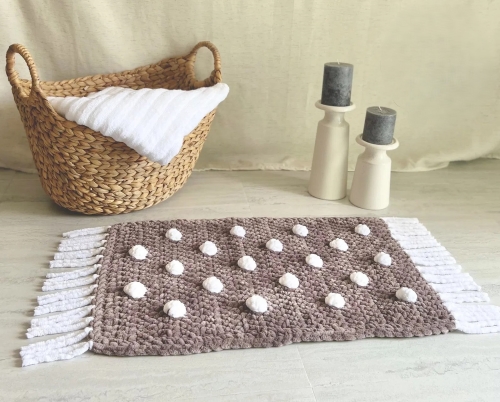 Plush Pom Bath Mat Free Crochet Pattern